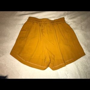 ❌❌SOLD❌❌! High Waist Boho Short W/ pockets!